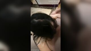 Túm tóc e ghệ xinh yêu chiều bắt bú cu lút cán,còn biết tự quay lại chổng mông cho a
