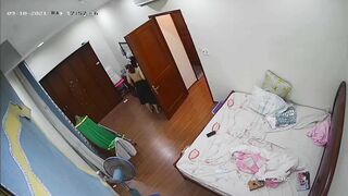 hack cam quay lén phòng ngủ của 2 chịn em p1