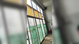 Dâm nữ khỏa thân vào quán bida chơi show hàng public cho mấy a ngắm hàng p1
