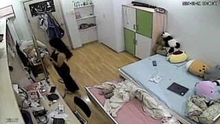 siêu phẩm 1 không 2 hack cam gái việt thay quần áo - phần 3