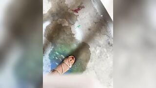 Gái dâm hàng ngọc khoe hàng thủ dâm chảy nước