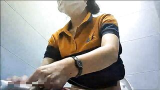 Quay lén WC nữ 35