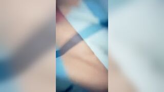 Nữa đêm trốn bố mẹ sang phòng e họ bắt cởi đồ bú cu sục cặc bắn vào đầy mồm e