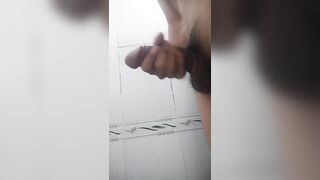 Đi tắm mà nứnggg