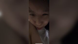 Lên tiếp em Vân Anh dâm dục cho ae😋