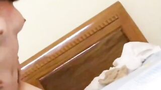 Em họ nứng lồn muốn được địt thì phải bú cu nên em phải bú chuyên nghiệp