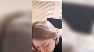 Gái xinh bú cặc cực mê, cặc anh thì to em thì nứng