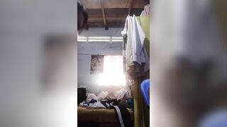 Em teen chuppy cái đít múp rụp quay clip thay đồ gửi người yêu - 3