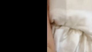 Bạo dâm dâm xinh yêu làm đĩ bị bố dượng chịch rên la thảm thiết