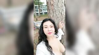 Đi dã ngoại em hàng live móc lồn bắn nước