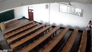 2 em học sinh gan vl có cam mà vẫn lén lút địt nhau trong lớp quá dữ
