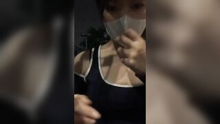 Dâm nữ hàng ngon k mặc đồ lót đi dạo ngoài đường show hàng public