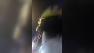 Dâm nữ hàng ngon k mặc đồ lót đi dạo ngoài đường show hàng public sau lưng a Bee p2