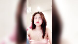 Tiktokker chan3tuoi vú múp xinh đẹp show hàng trên app p1