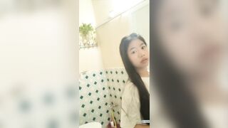 Đạt cam quay lén bé em họ xinh vú bự đi tắm,xém tí nữa bị e phát hiện máy quay r