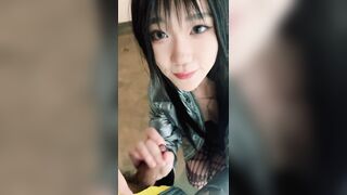 Huấn luyện được con nô lệ tình dục cực sinh