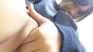Em gái mình thủ dâm là nhé hẳn cả 3 ngón tay nhé