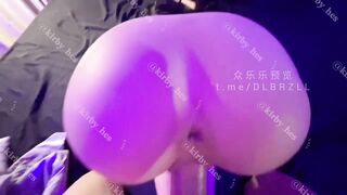 Con đĩ dâm chổng mông lắc lắc đợi a đút con cặc bự vào địt sâu lút cán