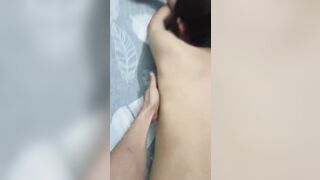 Quất con vợ thằng bạn tại nhà nó vì chồng nó đi công tác