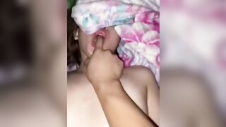 Kỉ niệm, Lút Cán Bóp vú con bạn Say rượu Lồn nhiều nước sướng rên rỉ
