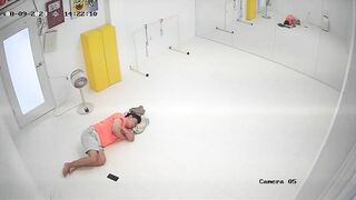 hack camera quay lén chủ phòng tập yoga đụ nhau với nhân viên cực hót