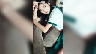 em học sinh dâm đẵng quay clip khoe hàng bán kiếm tièn p2