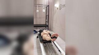 Kiểm tra thân thể dạy cho em teen xinh vú bự hồng cực ngon cách tập yoga đúng cách p4