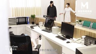 Bệnh viện ngoại tình,2 nhân viên y tế quan hệ tình dục ngay tại quầy