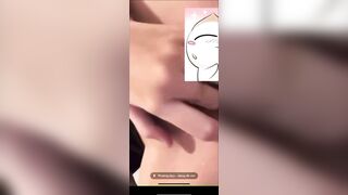 call video với bé phương quỳnh chưa kịp làm gì em đã lôi lồn ra móc
