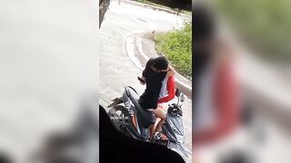 HẢO THANH NIÊN NỨNG LỒN CHƠI EM NY NGOÀI CÔNG VIÊN