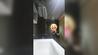 Ngoại tình với em lâu rồi mới bế được em lên không điễm tựa hơi mỏi