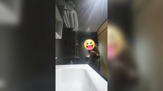 Ngoại tình với em lâu rồi mới bế được em lên không điễm tựa hơi mỏi