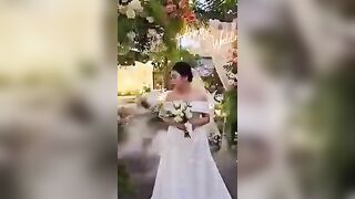 Vừa mới kết hôn xong mà cô dâu đã vội hẹn e ck sang phòng địt riêng