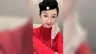 nữ tiếp viên hàng không Sichuan Airlines lộ clip bán dâm cho đại gia