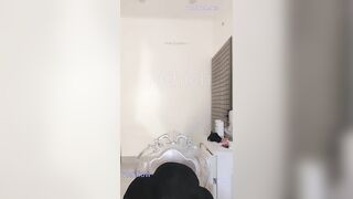 Siêu phẩm MMlive be_ngoc vú to lồn múp livestream thủ dâm lắc đít show móc lồn ra đầy 2