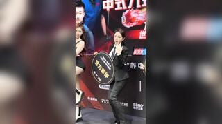 trọng tài BI-A lộ clip địt nhau với bạn trai cũ