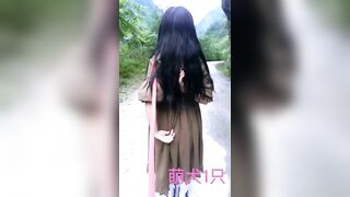Huấn luyện slave loli mới sáng dắt ra đường cởi đồ show lồn public dắt đi như chó