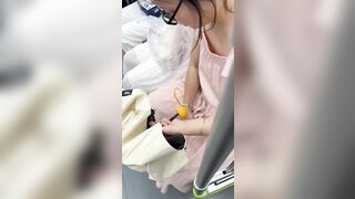 quay lén các em sinh viên trên tàu điện #3