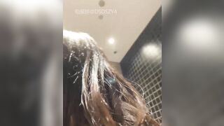 Dâm nữ xinh vú bự có sở thích show hàng public sau lưng đám đông v mới kích thích p6