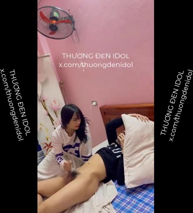 Thương đen gặp thằng em lâu ra