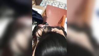 Ba má vắng nhà gạ em gái kế 2k10 non tơ làm trò người lớn