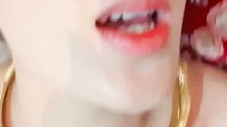 Đám cưới cô gái lén lút địt nhau với bồ trước mới động phòng cho chồng địt sau