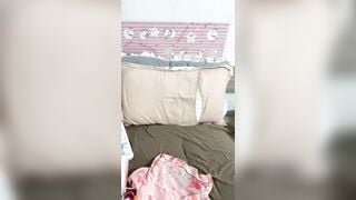Em teen loli Trung Quốc trắng xinh tập tành livetream show hàng cực phẩm p4