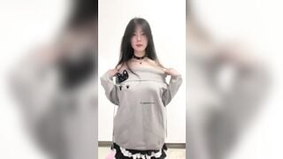 sinh viên năm 2 quay clip khỏa thân bán quạt #1