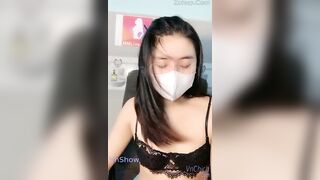 Quỳnh Ngọc khuôn mặt mới trong làng livestream sẽ, nhìn cũng ổn áp đấy
