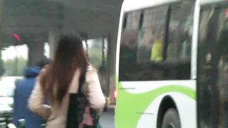 Theo dõi các em teen xinh đẹp để quay lén cận cảnh các e đi đái