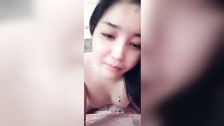 Mẫn Nghi e teen Việt múp xinh cực ngon livetream show hàng móc lồn dâm p2