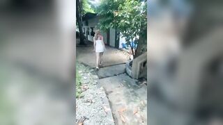 Địt gái xinh trong nhà vệ sinh hàng ngon vú to lồn ngon rên la kích thích