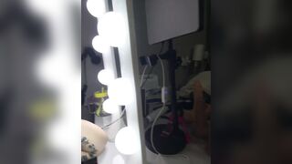 Gái dâm chubby vú to lồn múp khoe hàng trên live dâm đãng 3