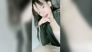 Địt bé em họ đang học lớp 11, mặt xinh, lồn không 1 cọng lông